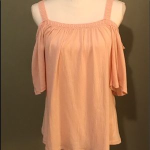 NWOT Cable & Guage cold shoulder blouse
